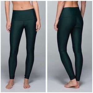 lululemon Shine Tight (Roll Down)